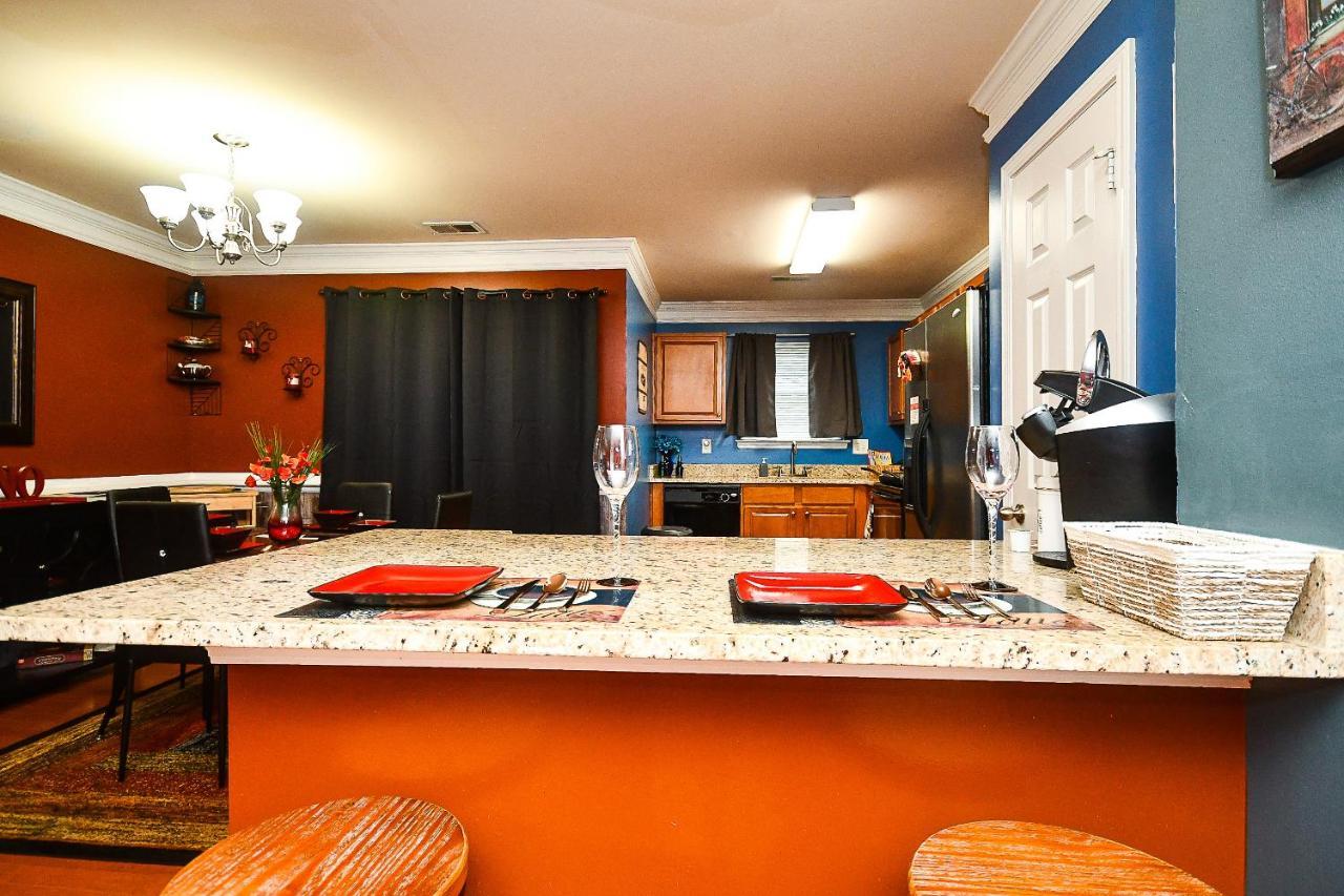Amazing Large 3 Bed House With King Bed Less Than 10 Miles To Dtwn แอตแลนตา ภายนอก รูปภาพ
