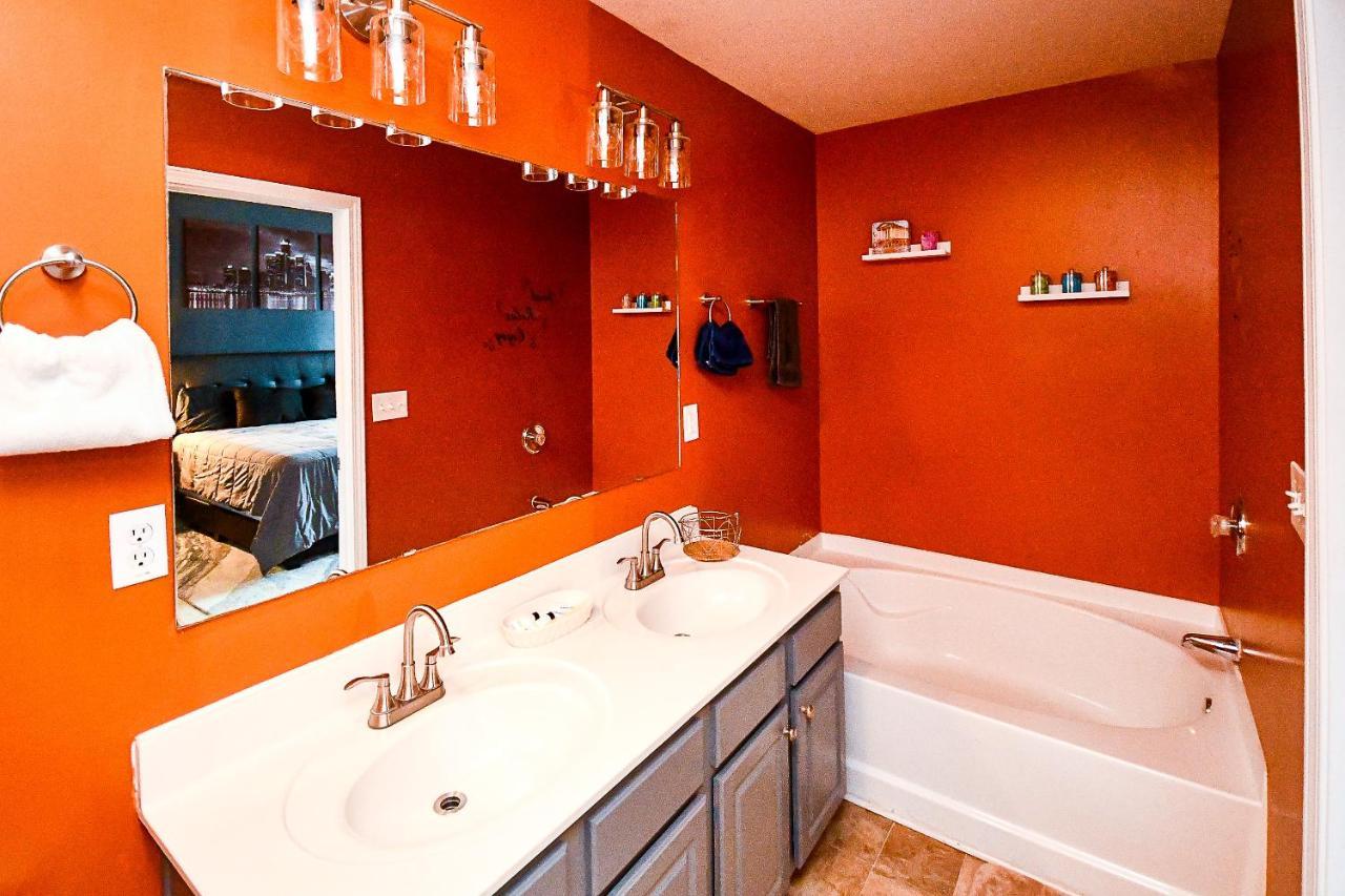 Amazing Large 3 Bed House With King Bed Less Than 10 Miles To Dtwn แอตแลนตา ภายนอก รูปภาพ